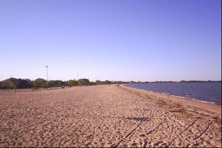 Praia do Laranjal Balne