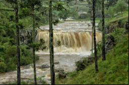 Cachoeira do Rio Barrinha (Bom Jardim da Serra-Sc) Foto: Ot