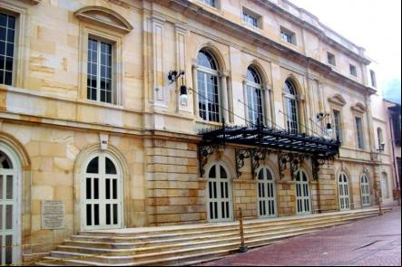 Teatro Cristobal Colon de Bogota - Foto: Baiji