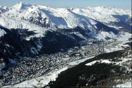 Montanhas perto de Davos durante o inverno - Foto: Flyout (Licen